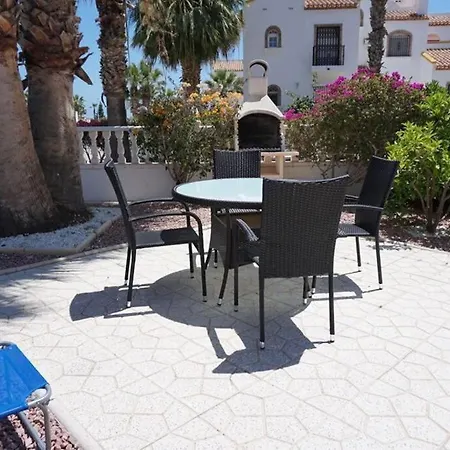 Spacious Ground Floor With Garden & Communal Pool Apartment Los Dolses